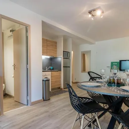 L'escapade Reveloise בית נופש רבל