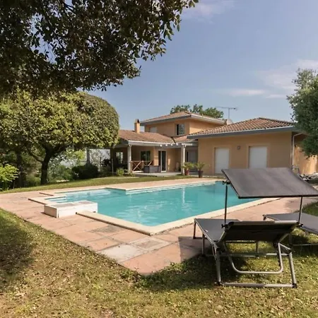 בית נופש L'escapade Reveloise רבל